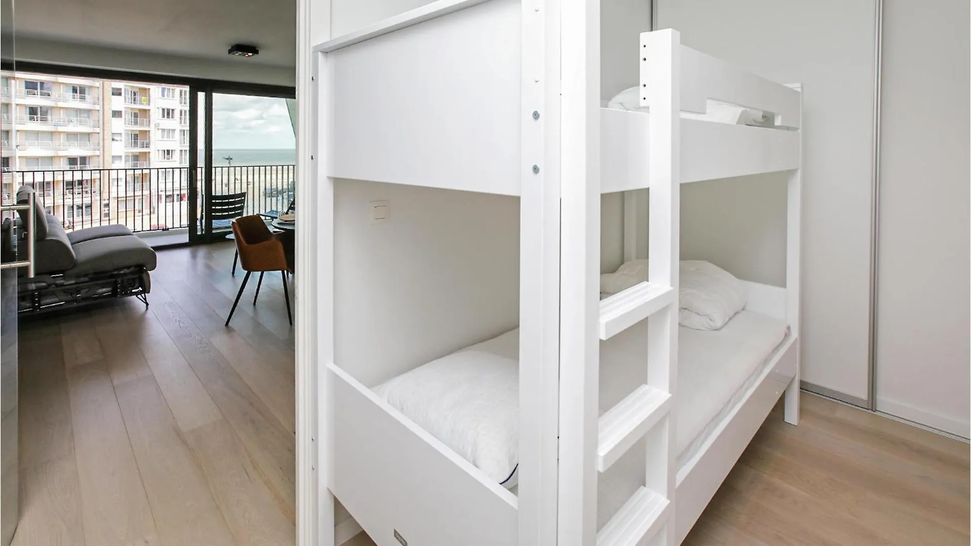 Residentie Crystal Apartment Ostend
