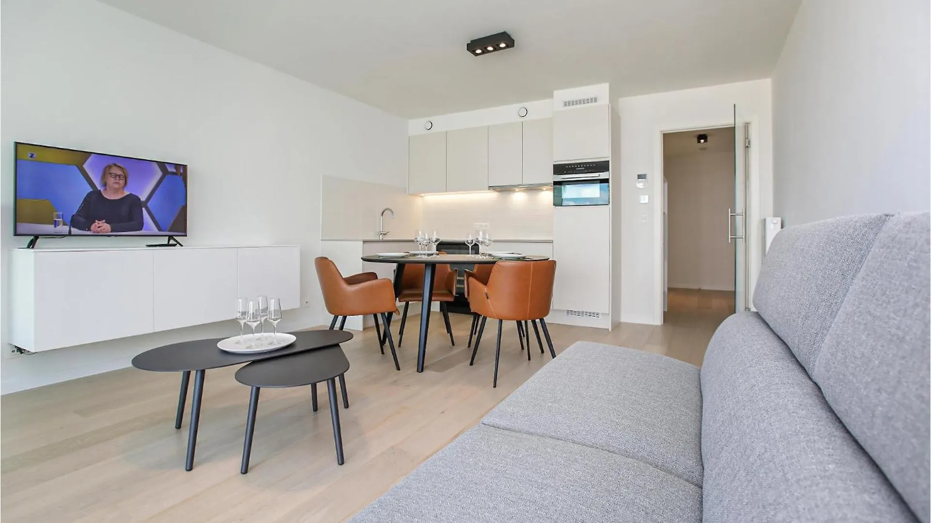 Residentie Crystal Apartment Ostend 0*,